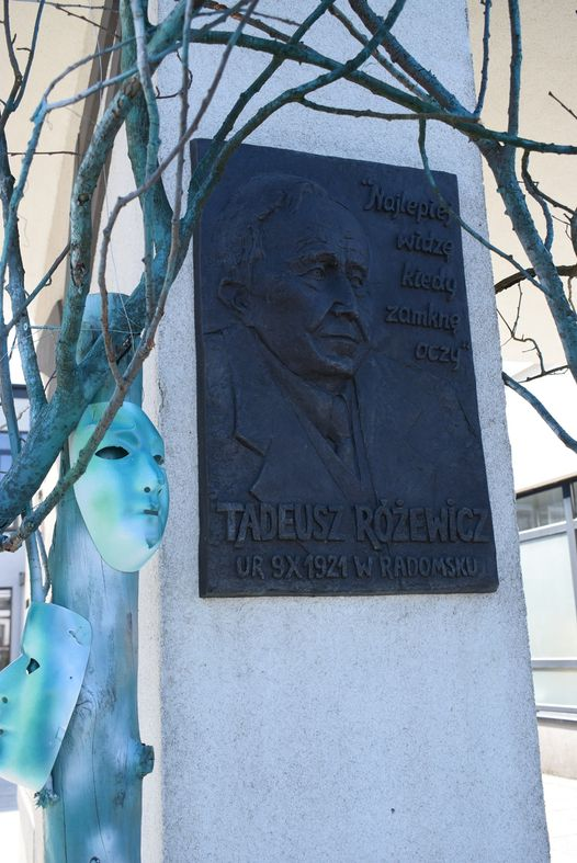 Tadeusz Różewicz tablica
